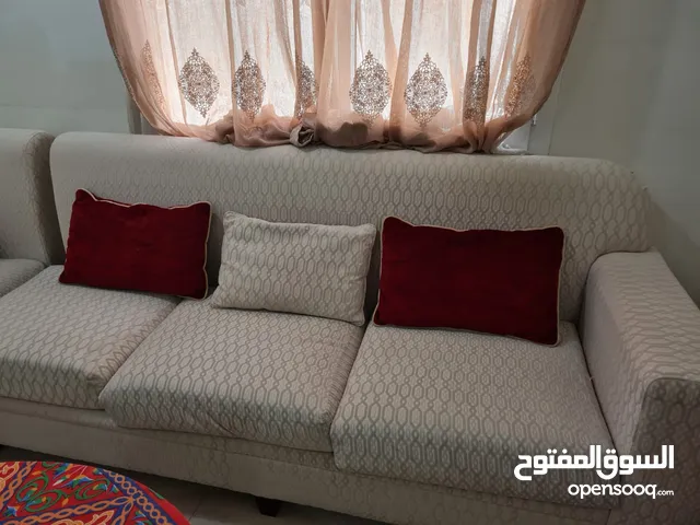 Sofa shaped like L
