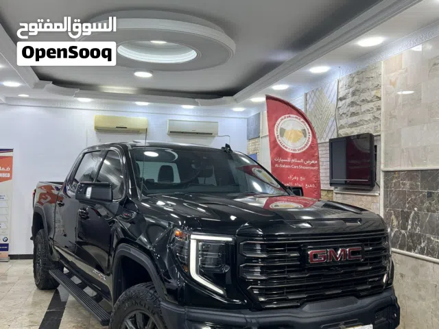 2025 GMC Sierra AT4