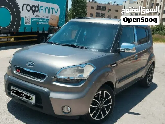 2010 كيا سول LX