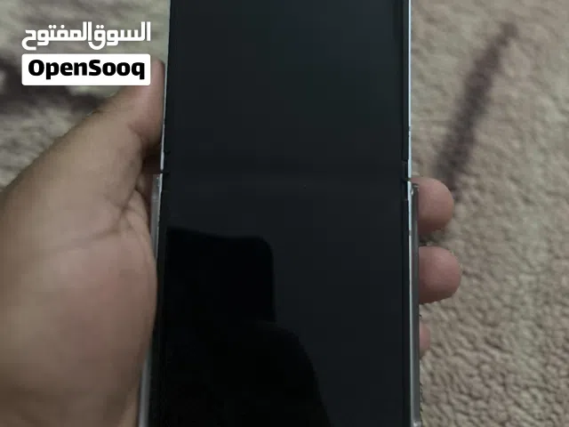 للبيع: Samsung Galaxy Z Flip 6