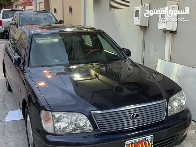 Lexus LS LS 400 in Northern Governorate