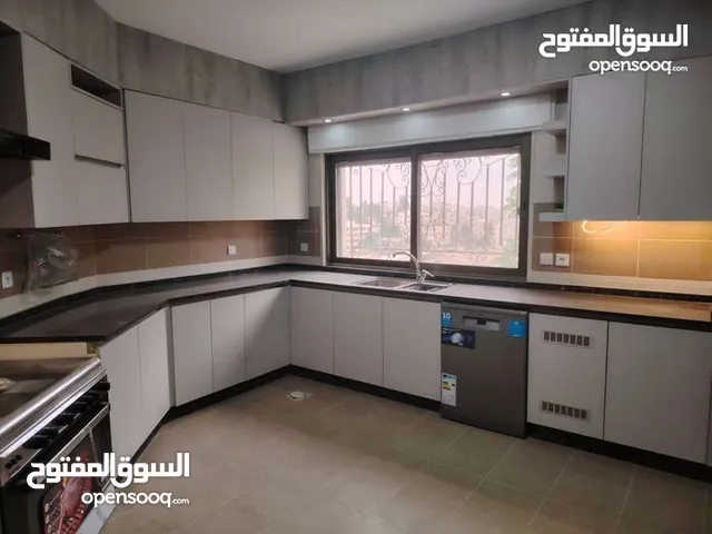 230 m2 3 Bedrooms Apartments for Rent in Amman Abdoun