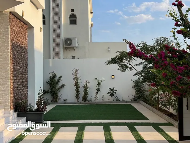 568 m2 5 Bedrooms Villa for Sale in Muscat Al Maabilah