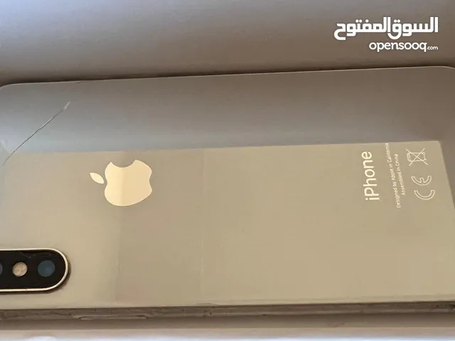 ايفون x للبيع البصمة شغاله و مغير شاشة السعر قابل للتفاوض للجادين فقط