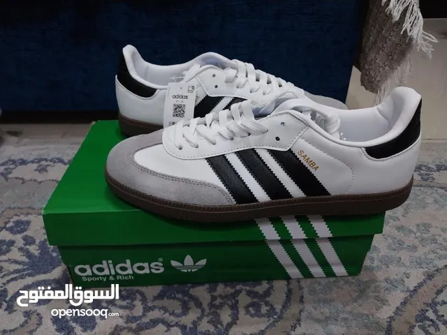 Adidas samba shoe white size 42