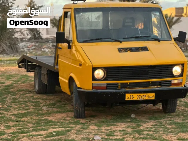 ساحبة للبيع