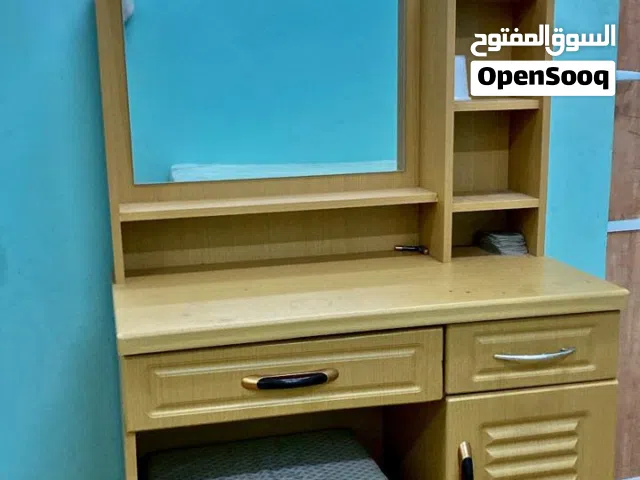 اثاث غرفه نوم مستعمل بشكل بسيط جدا