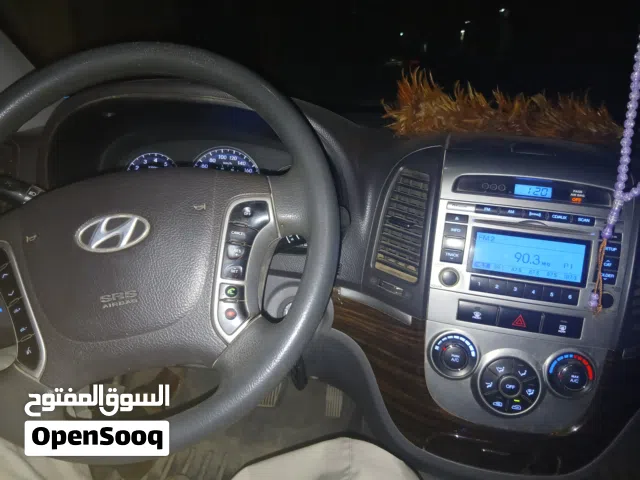 Used Hyundai Santa Fe in Tripoli