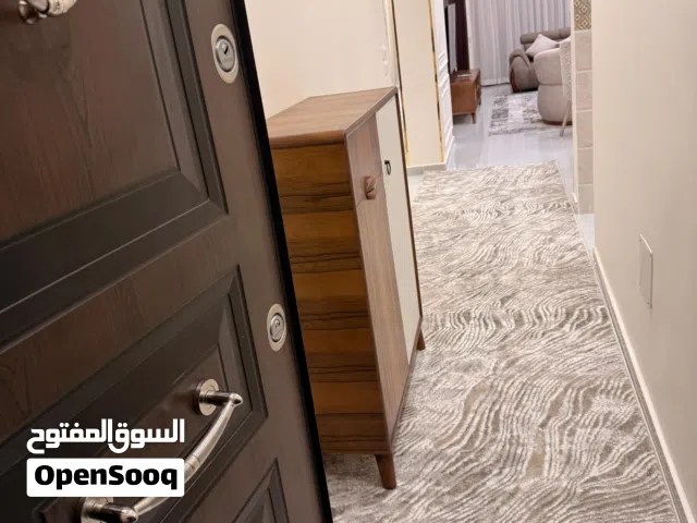 شقه للايجار ثلاث غرف ثلاثه حمام