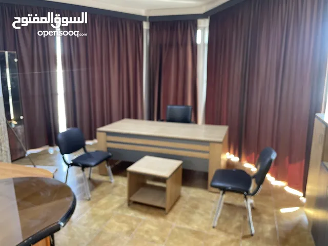 مكتب للايجار