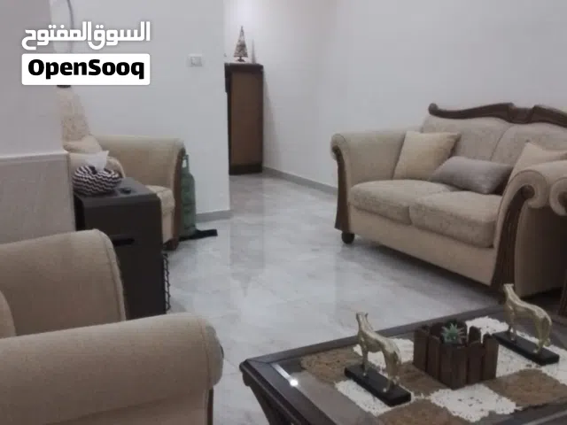 شقه في البنيات جامعة البتراء