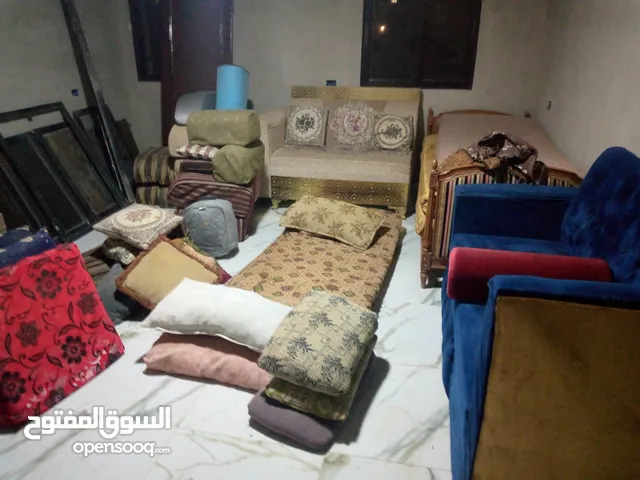 اغراض متفرقة للبيع بحاله الوكاله