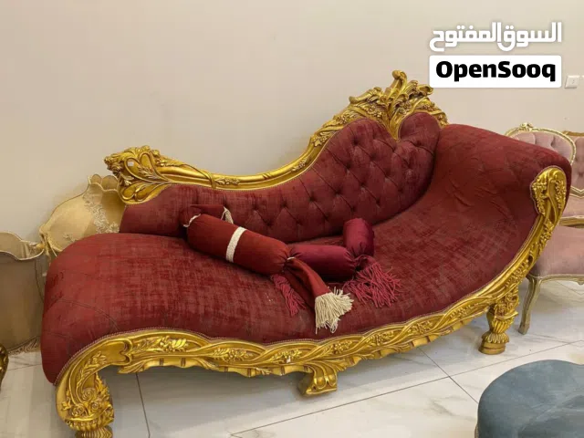 *بنش مخمل ملكي للجلسة والديكور