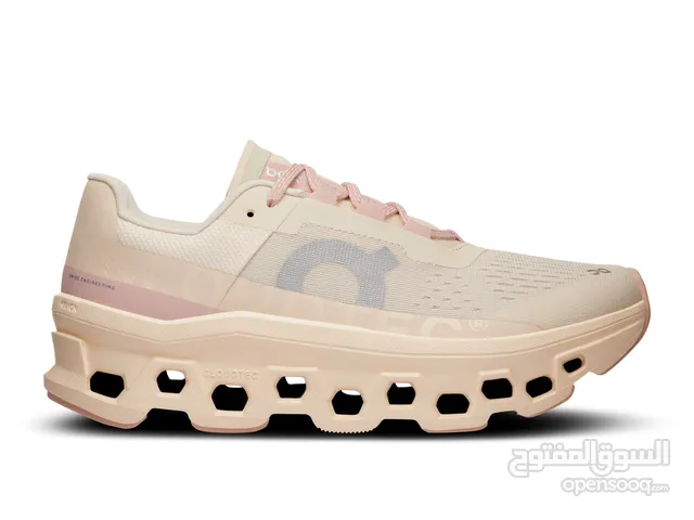 Beige Sport Shoes in Al Riyadh