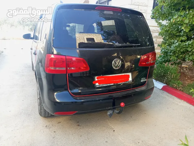 Volkswagen Touran 2013 in Ramallah and Al-Bireh