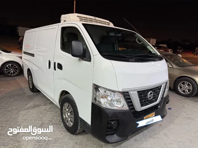 FOR sale NISSAN CHILLER DEL VAN
