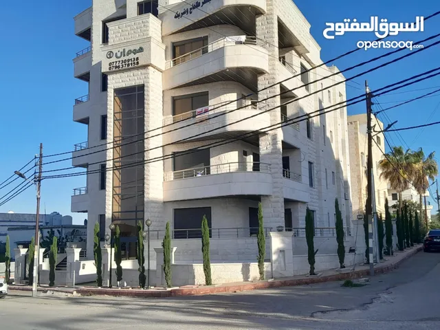 شقق ديلوكس للبيع