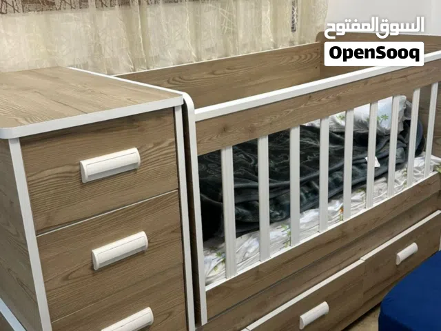 سرير اطفال