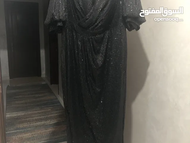 فساتين مناسبات