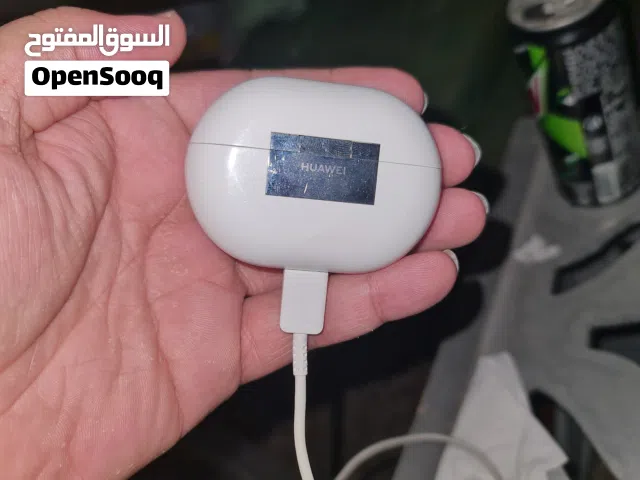 مطلوب سماعة هواوي برو 3 جهة اليمين