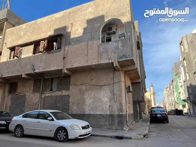 450 m2 More than 6 bedrooms Townhouse for Sale in Tripoli Al-Serraj