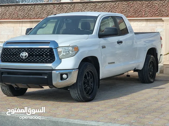 Toyota Tundra 2016 TRD SR5 5.7L in a good condition