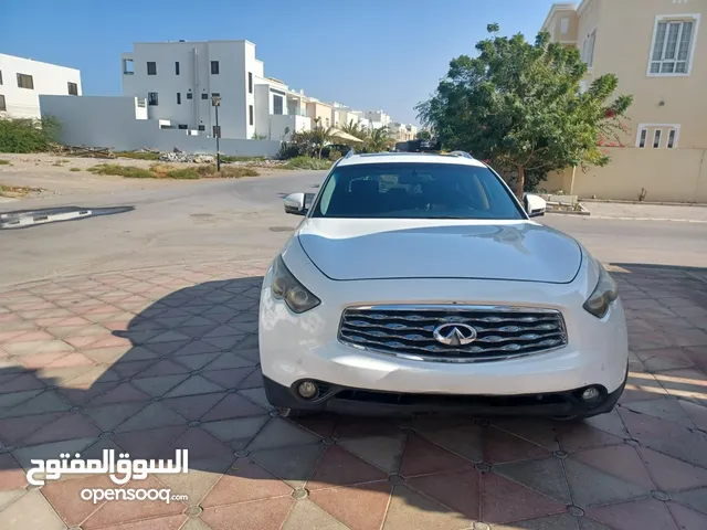 للبيع انفنتي FX50 الموديل 2009 في حالة ممتازة FOR SALE INFINITY F50 MODEL 2009 IN EXCELLENT CONDITIO