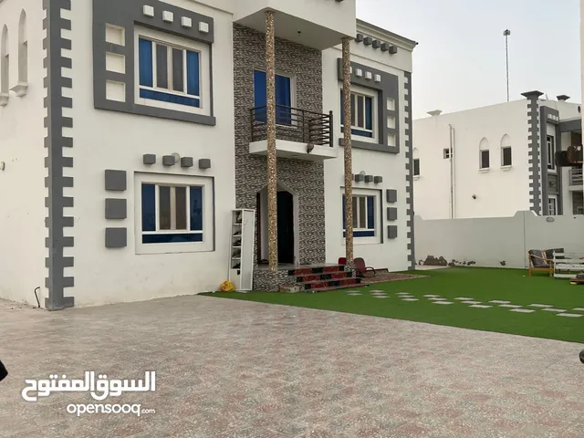 270 m2 5 Bedrooms Villa for Sale in Al Batinah Barka