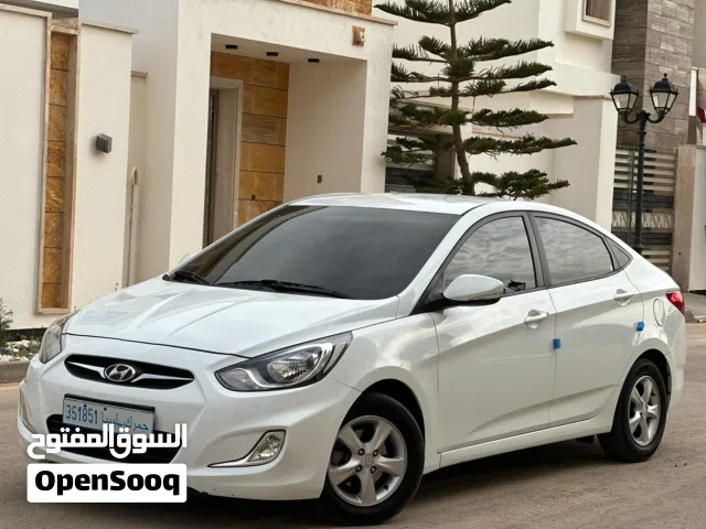 2013 Hyundai Accent GLS