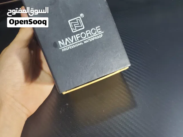 للبيع ساعة Naviforce أصلية، تجمع بين الأناقة الكلاسيكية (عقارب) والعملية الرقمية. للمزيد شاهد الوصف