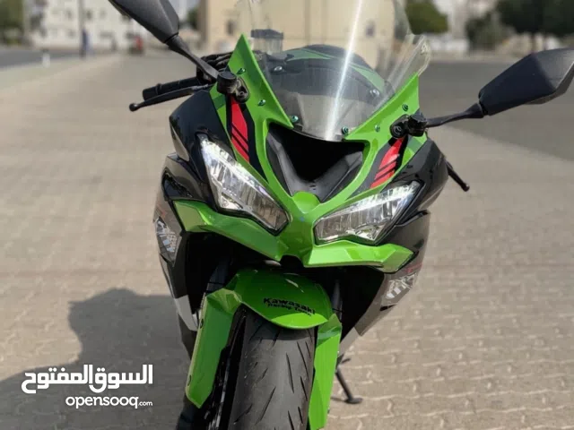 للبيع كاواساكي نينجا ZX-6R