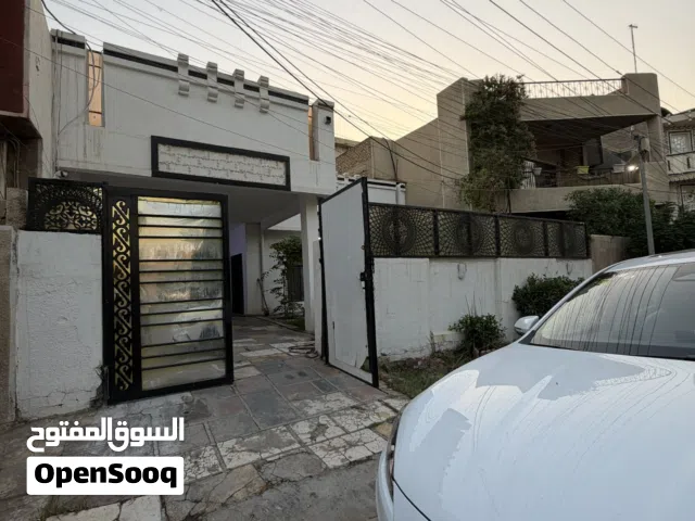 200 m2 3 Bedrooms Townhouse for Rent in Baghdad Saidiya