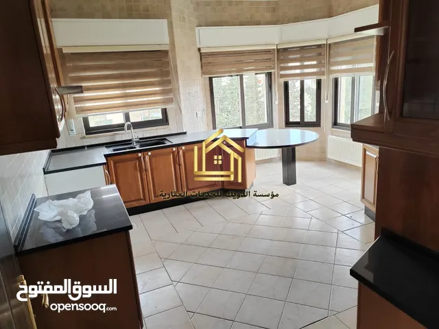 230 m2 4 Bedrooms Apartments for Rent in Amman Um El Summaq
