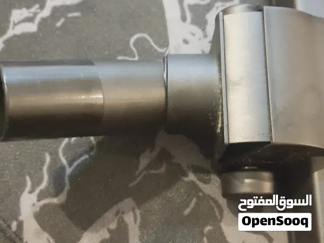 للبيع قاعدة مكنسة جديدهه نظيفة جدًا وخفيفة بالحركة مناسبة للاستخدام اليومي وسهلة التنظيف