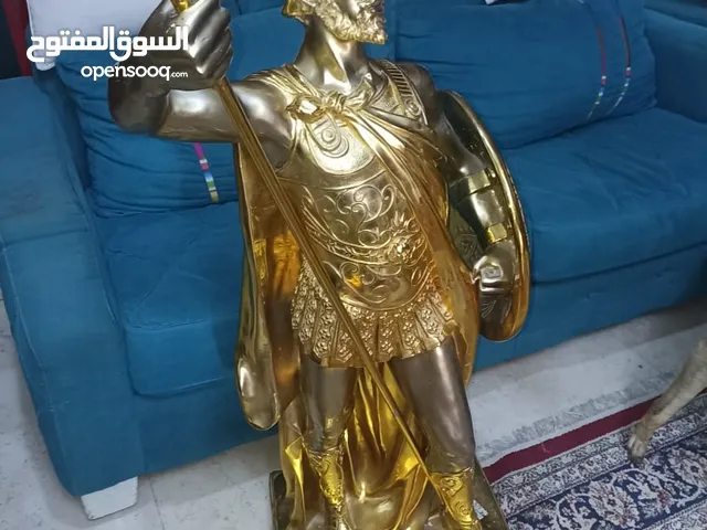 تمثال المحارب الروماني للبيع