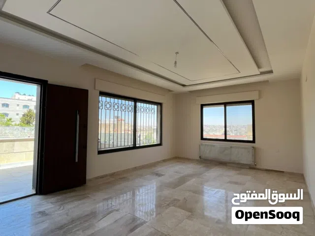 شقة ارضية بسعر لقطة في الظهير مرج الحمام بتشطيب مميز