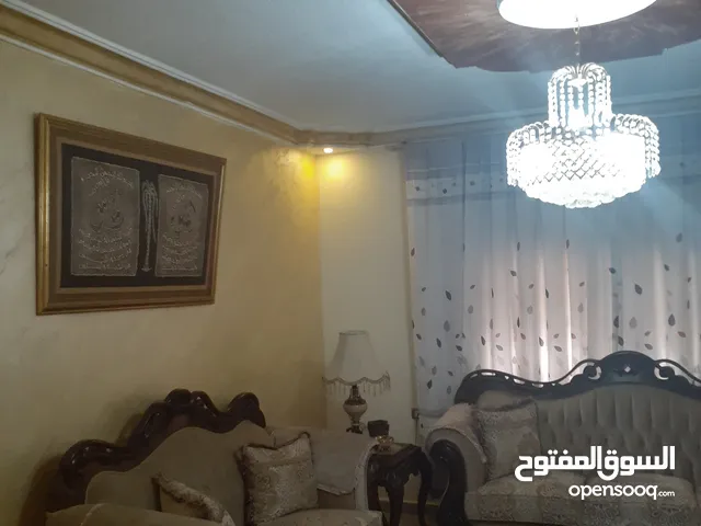 150 m2 3 Bedrooms Apartments for Sale in Zarqa Iskan Al Batrawi