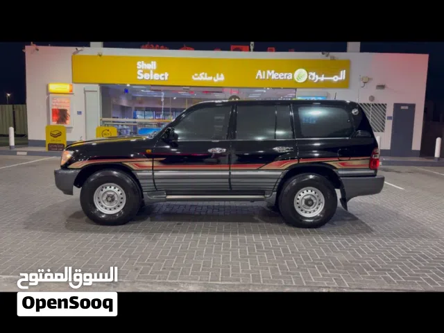 Used Toyota Land Cruiser in Muscat