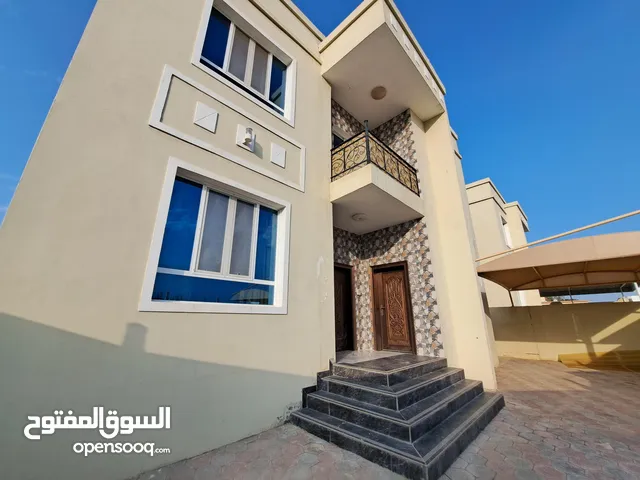 350 m2 4 Bedrooms Villa for Sale in Al Batinah Barka