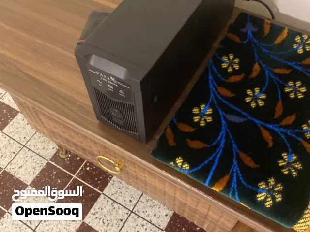 Ups falcon للبييع