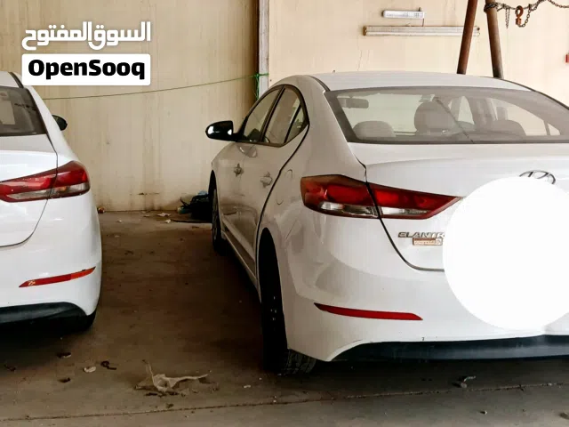 2017 هيونداي النترا GL