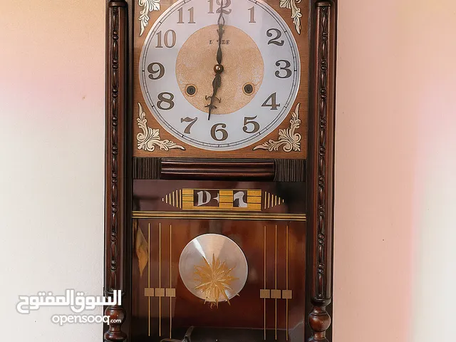 Horloge murale vintage en bois – Excellent étatÀ vendre