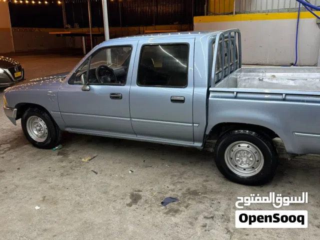 1989 Toyota Hilux GLX