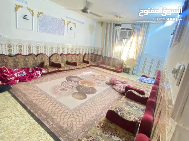 210 m2 5 Bedrooms Townhouse for Sale in Baghdad Bayaa