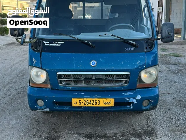 2004 كيا اخرى