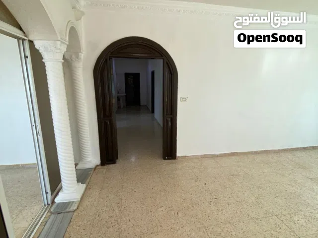 بيت للايجار مساحة 210