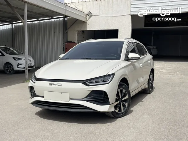 BYD E2 Luxury 2023 لون مميز ممشى قليل
