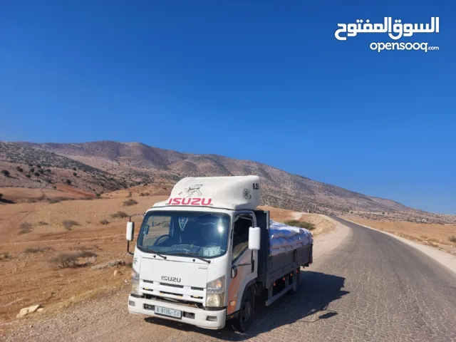ISUZU 2011