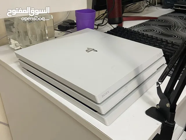 Ps4 pro white color ( playstation 4 pro )