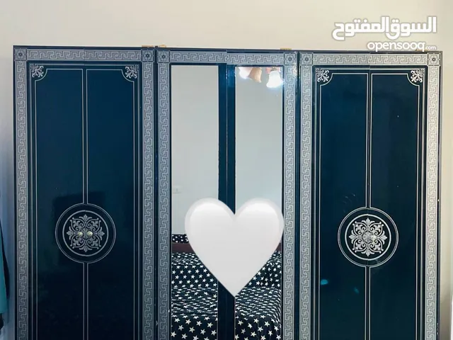 دولاب مستعمل للبيع